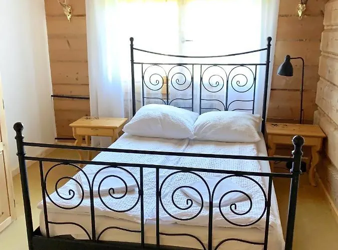 Maria Maka Проживание в семье